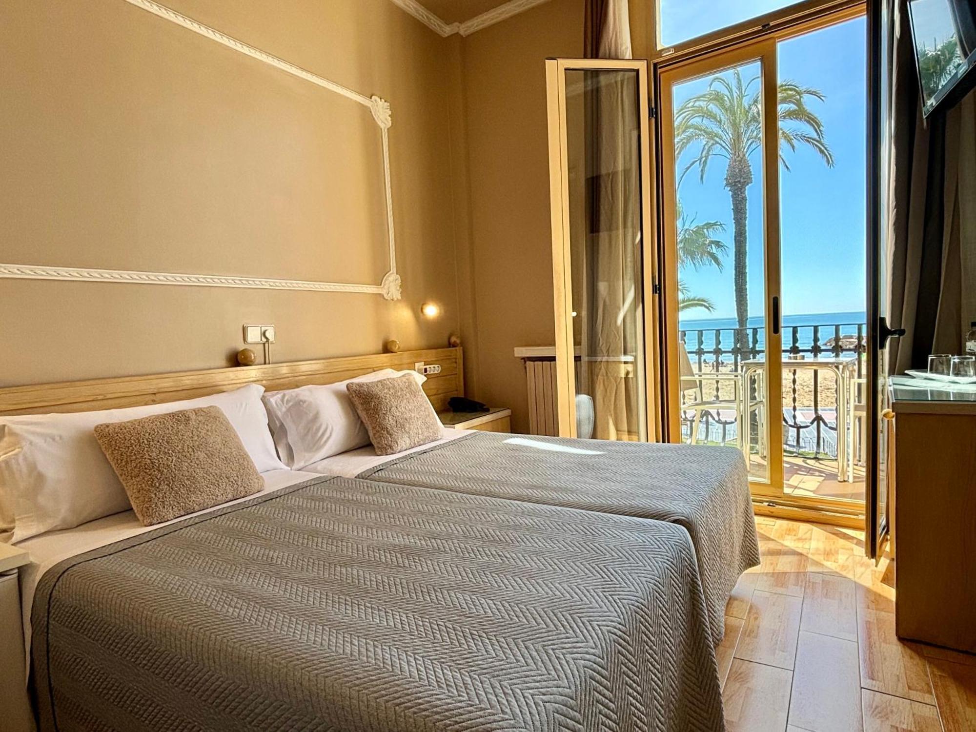 Hotel Celimar Sitges Ngoại thất bức ảnh